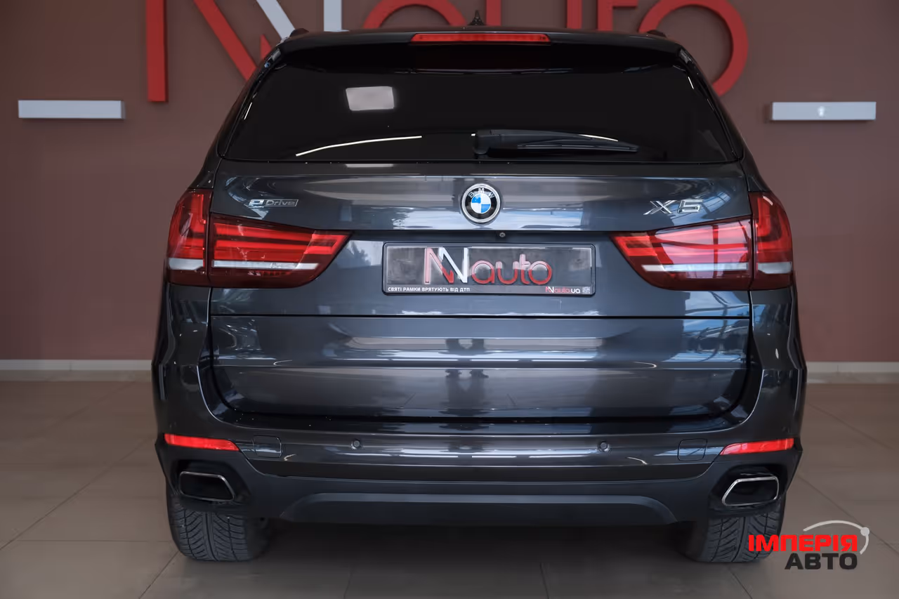 BMW X5 - фото 6