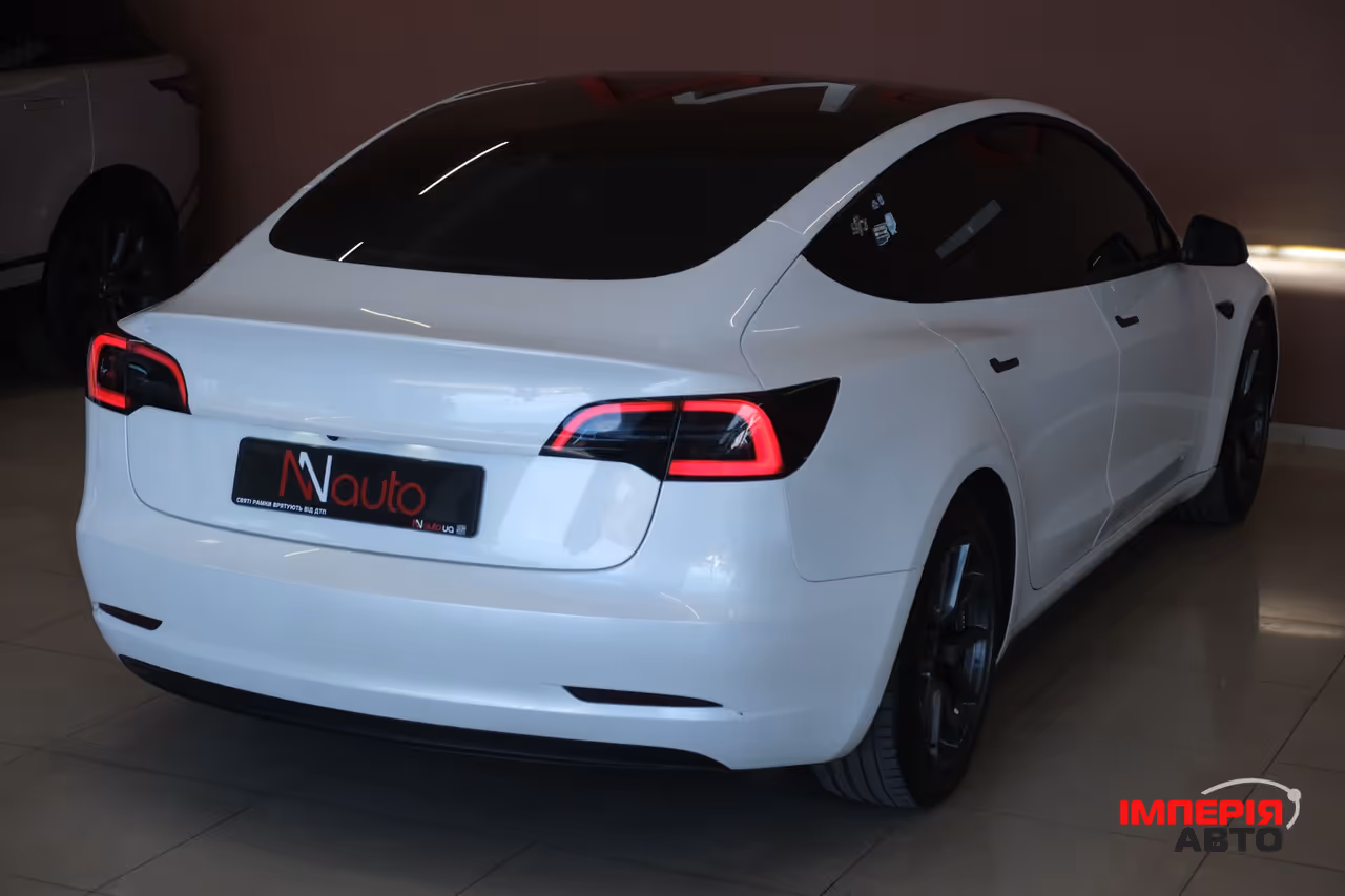 Tesla Model 3 - фото 5
