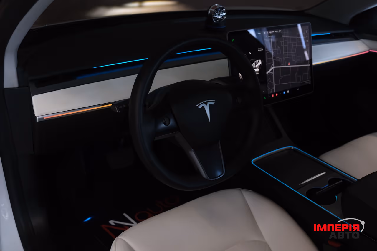 Tesla Model 3 - фото 7