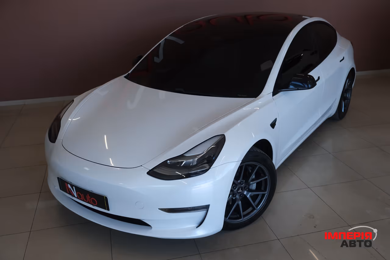 Tesla Model 3 - фото 2
