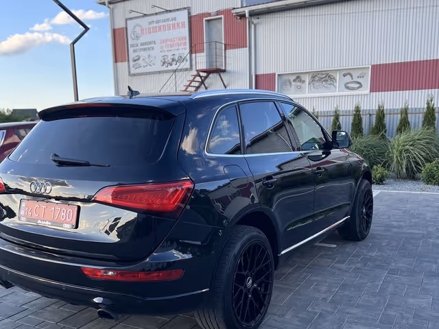 Audi Q5 - фото 5