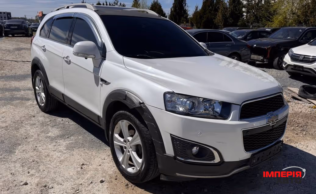 Chevrolet Captiva - фото 1