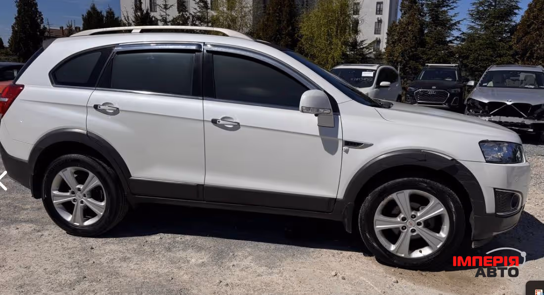 Chevrolet Captiva - фото 2