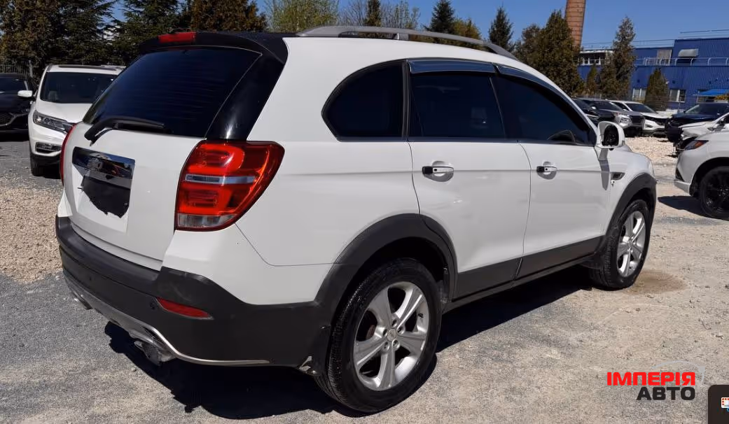 Chevrolet Captiva - фото 3