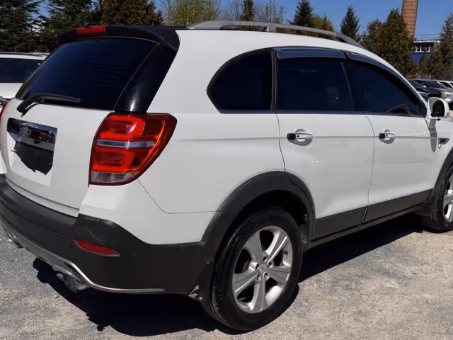 Chevrolet Captiva - фото 3