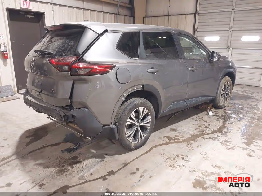 Nissan Rogue - фото 4