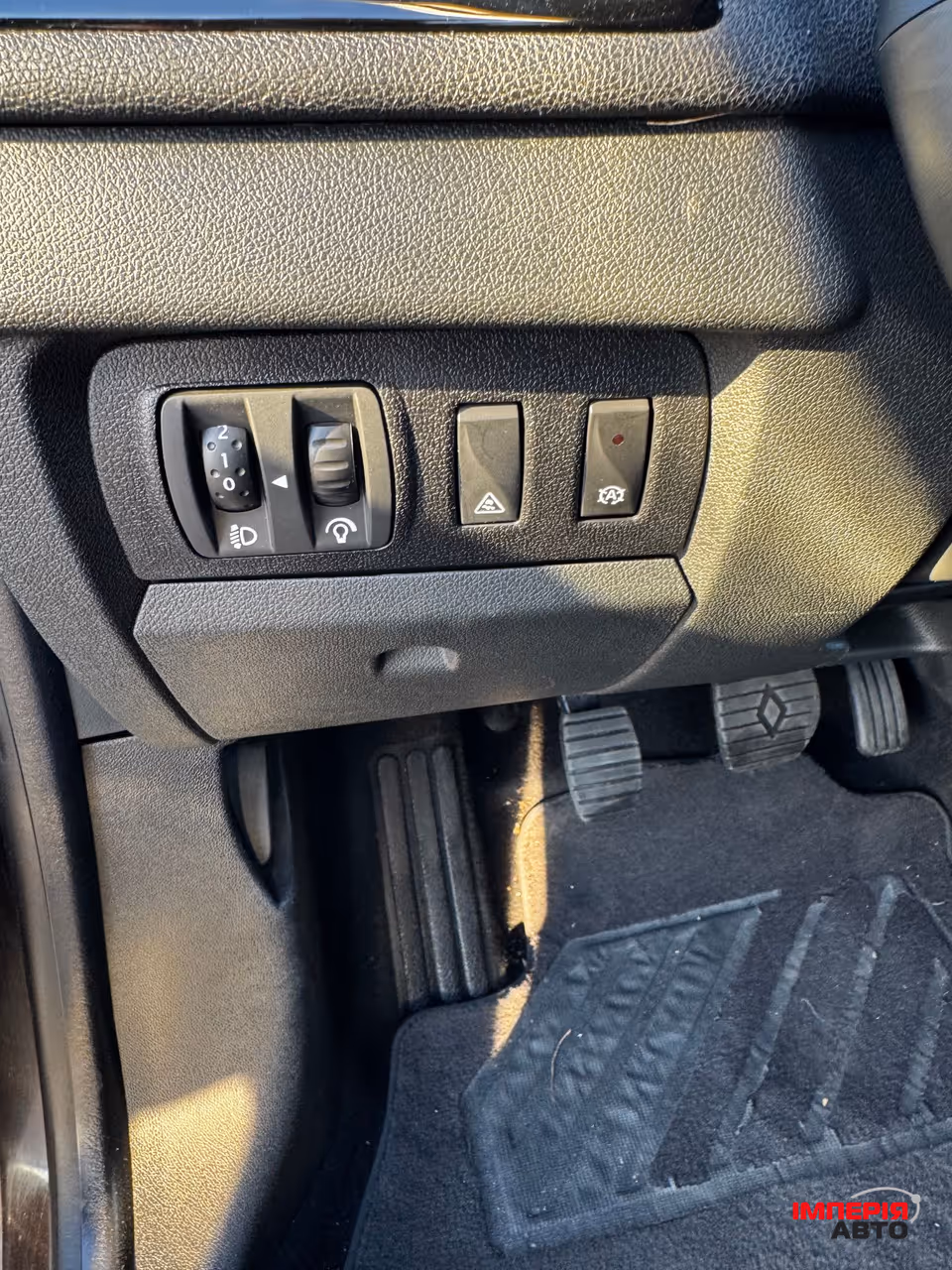 Renault Megane - фото 5