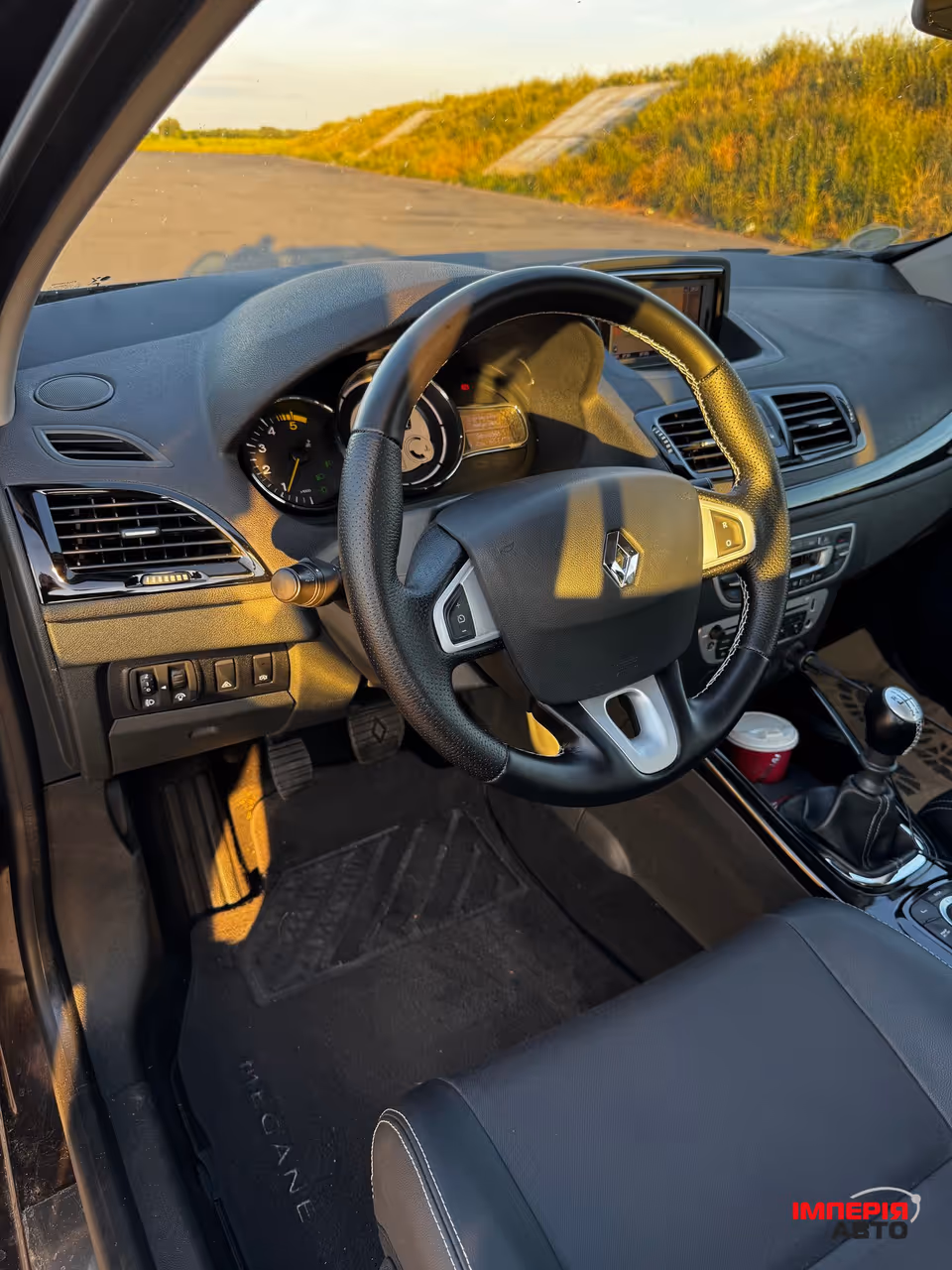 Renault Megane - фото 6