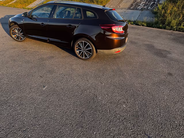 Renault Megane - фото 3