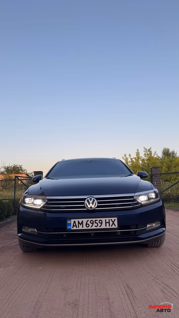 Volkswagen Passat - фото 16