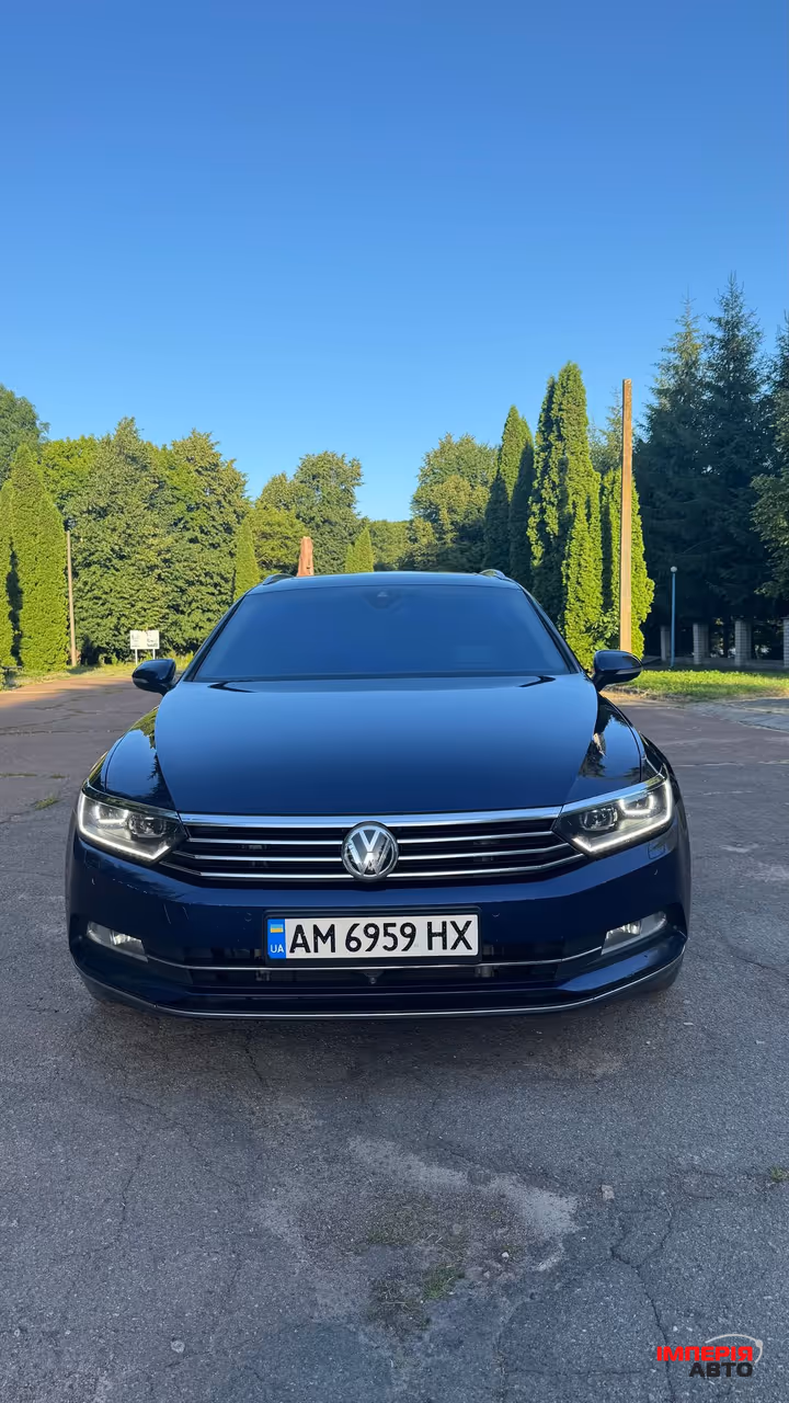 Volkswagen Passat - фото 2