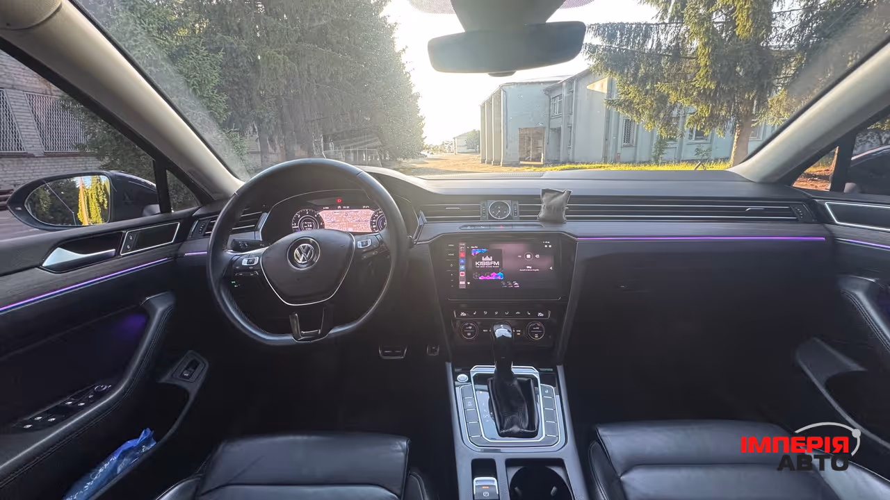 Volkswagen Passat - фото 8