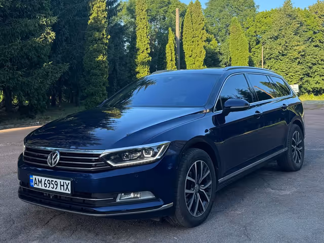 Volkswagen Passat - фото 1
