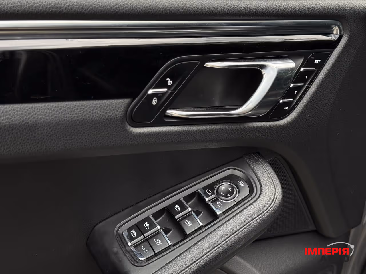 Porsche Macan - фото 10