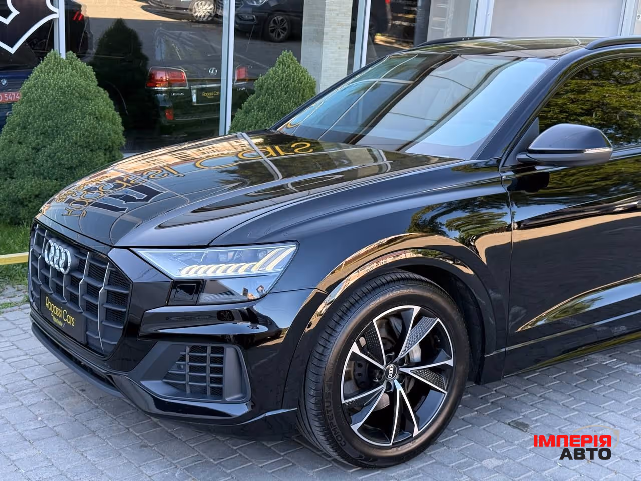 Audi Q8 - фото 5