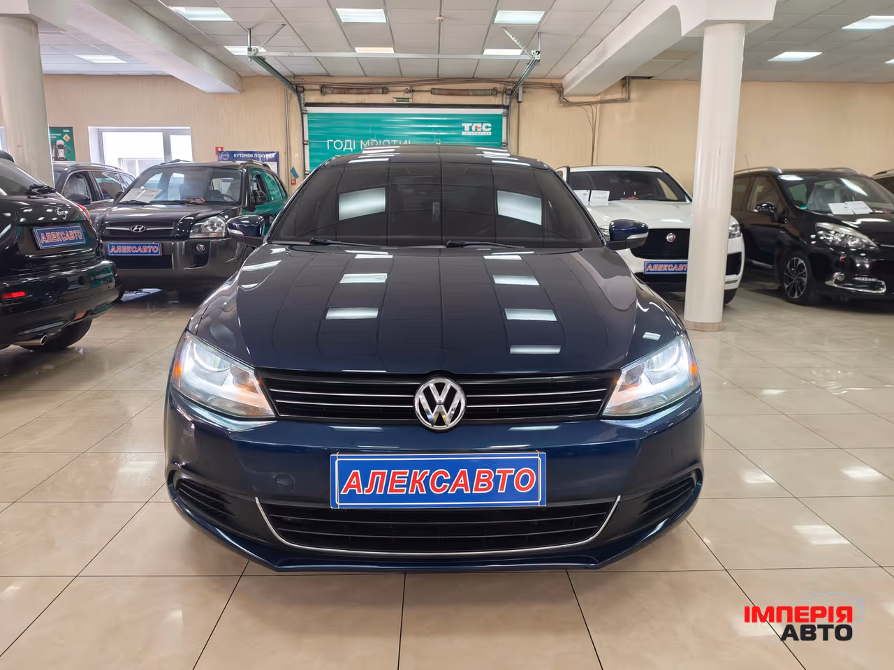 Volkswagen Jetta - фото 6