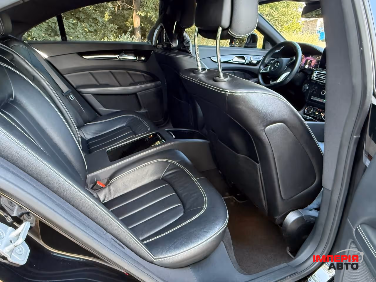 Mercedes-Benz CLS - фото 19