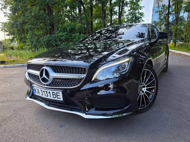 Mercedes-Benz CLS - фото 1