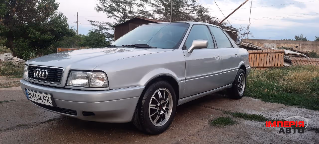 Audi 80 - фото 11