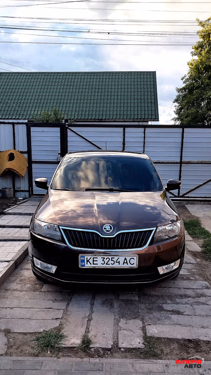 Skoda Rapid - фото 18