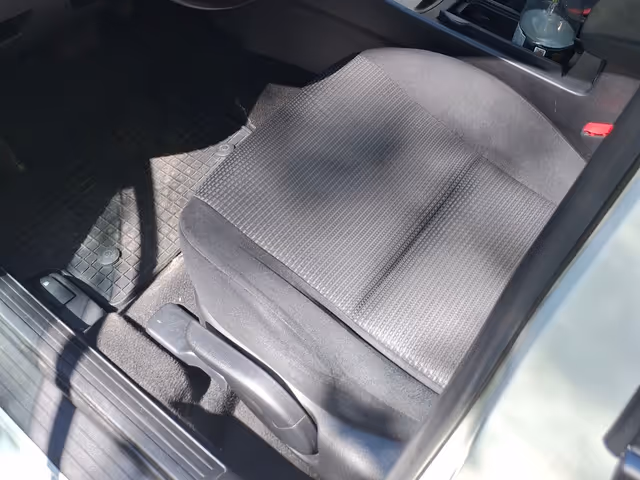 Mazda 3 - фото 4