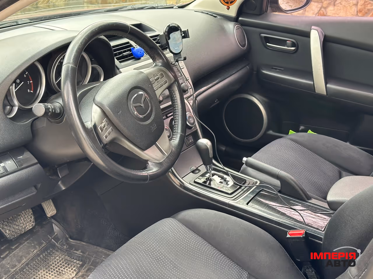 Mazda 6 - фото 10