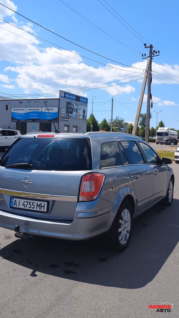 Opel Astra - фото 3