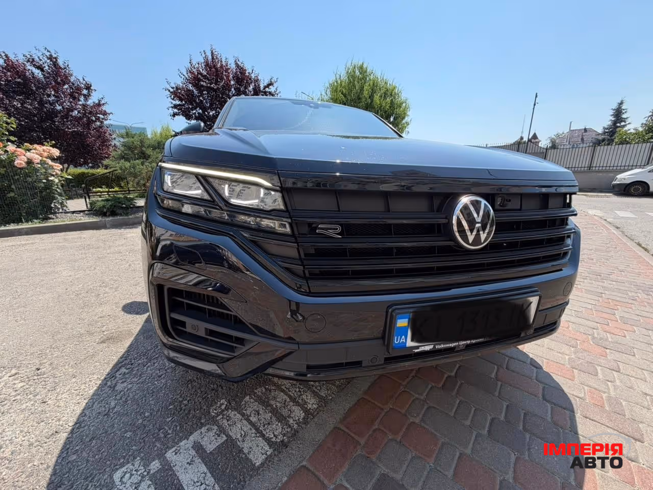 Volkswagen Touareg - фото 8