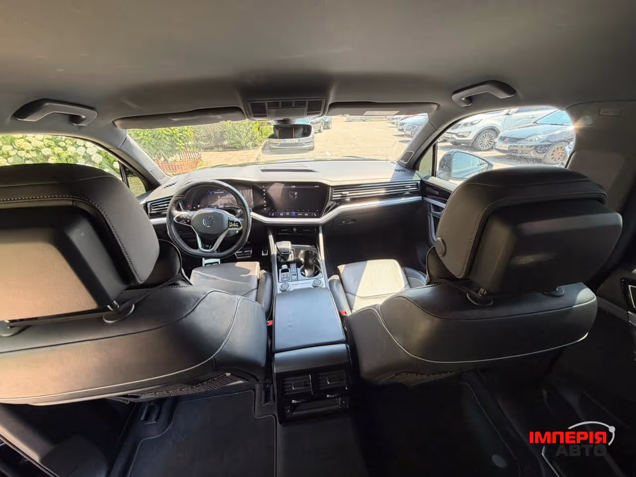 Volkswagen Touareg - фото 14
