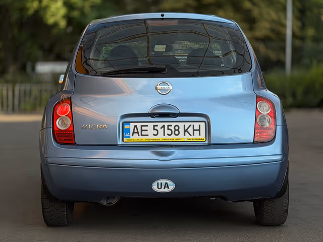 Nissan Micra - фото 4