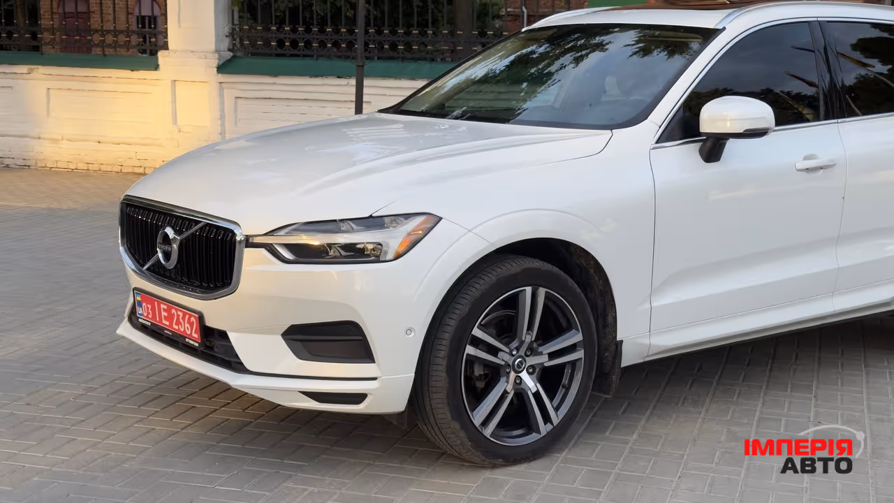 Volvo XC60 - фото 11