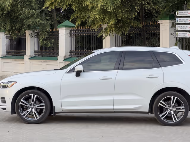 Volvo XC60 - фото 5