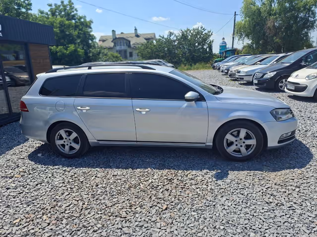 Volkswagen Passat - фото 5