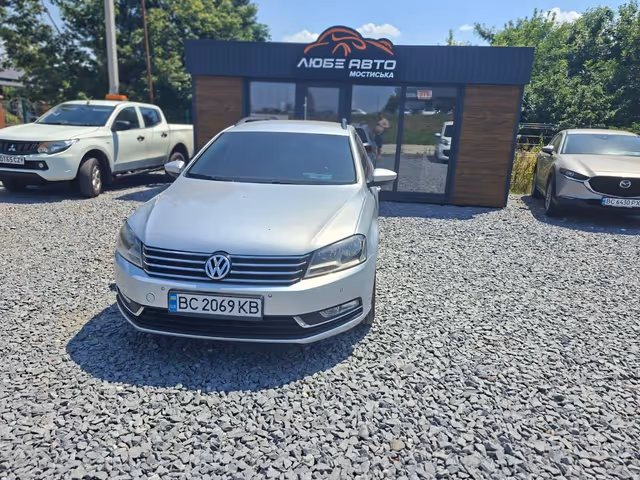 Volkswagen Passat - фото 1
