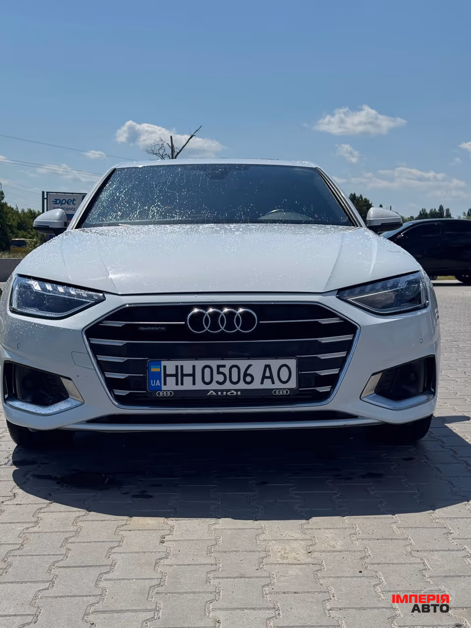 Audi A4 - фото 1