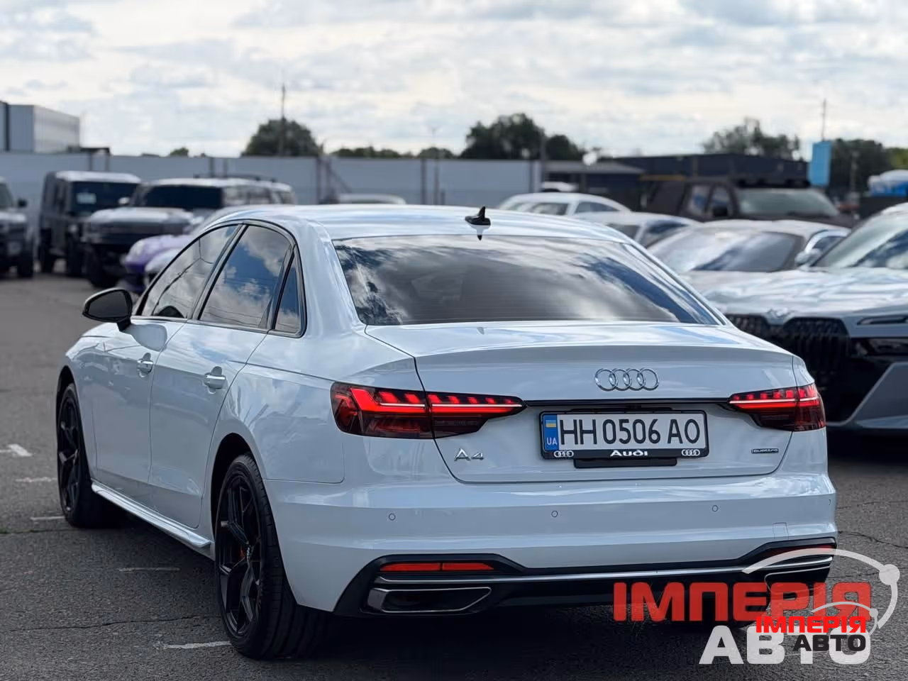 Audi A4 - фото 24