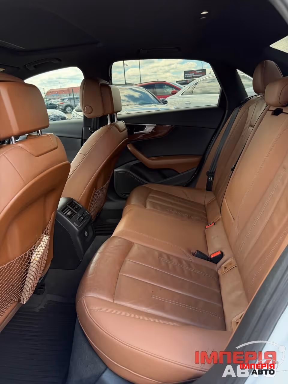 Audi A4 - фото 28