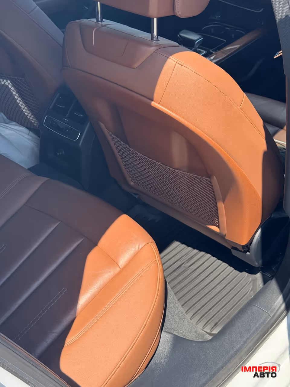 Audi A4 - фото 13
