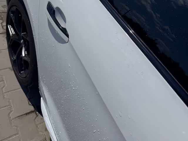 Audi A4 - фото 4