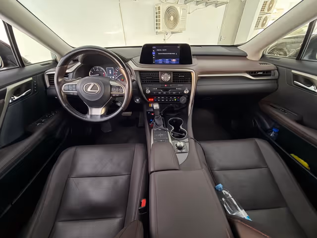 Lexus RX - фото 4