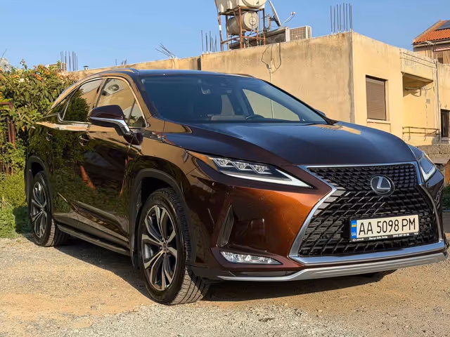 Lexus RX - фото 2