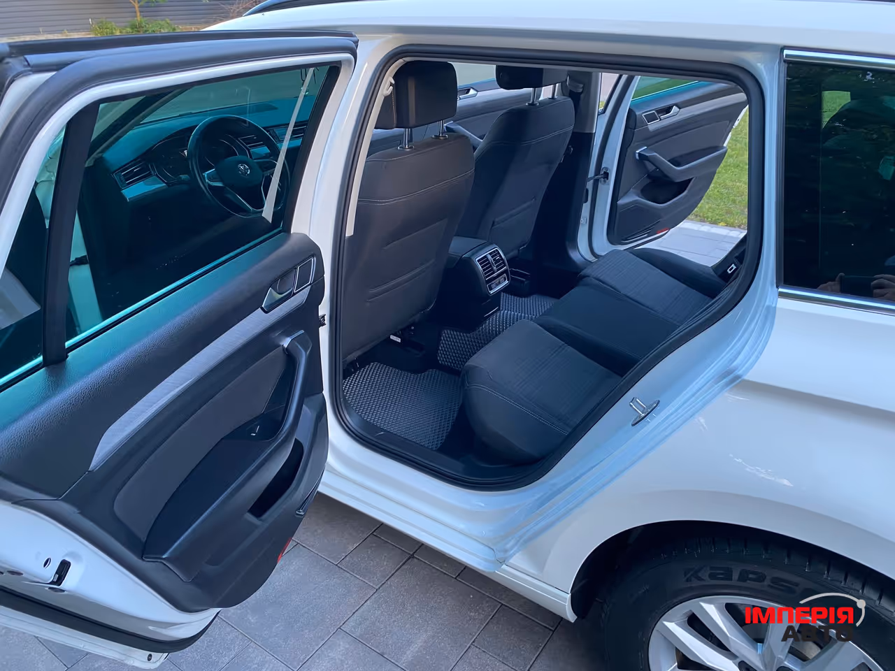 Volkswagen Passat - фото 15
