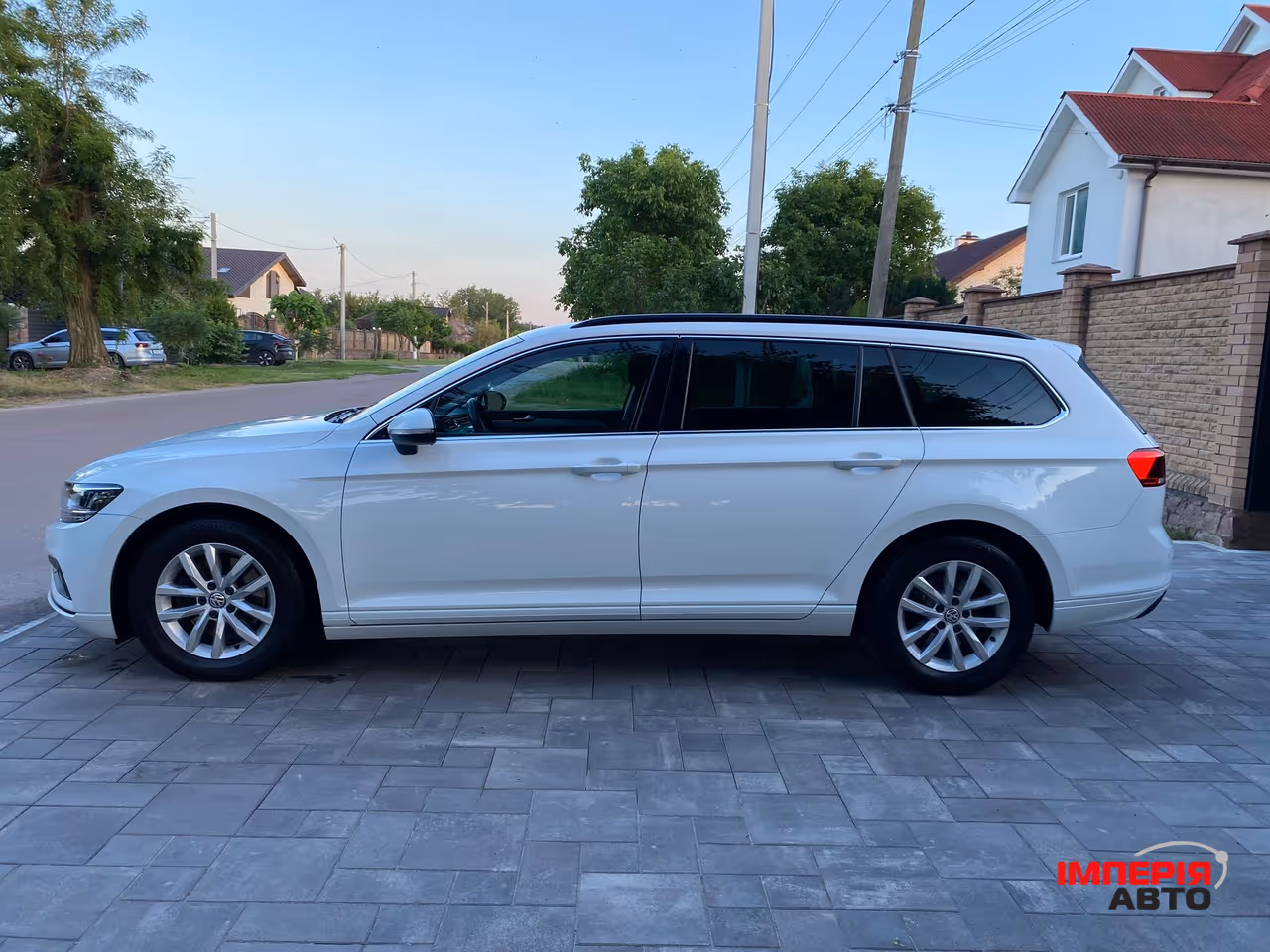 Volkswagen Passat - фото 5