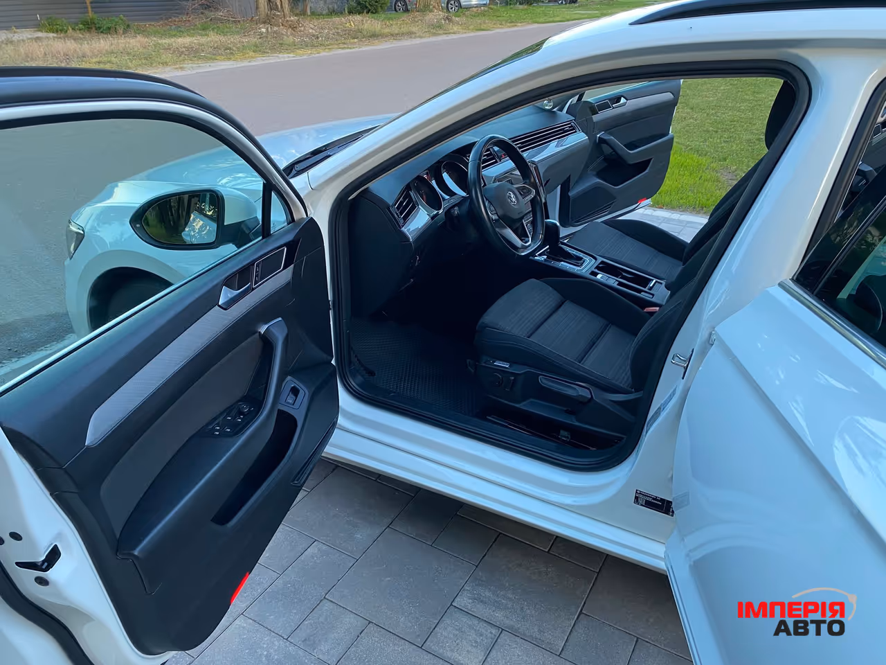Volkswagen Passat - фото 16