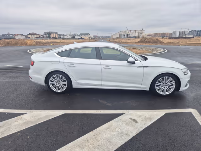 Audi A5 - фото 3