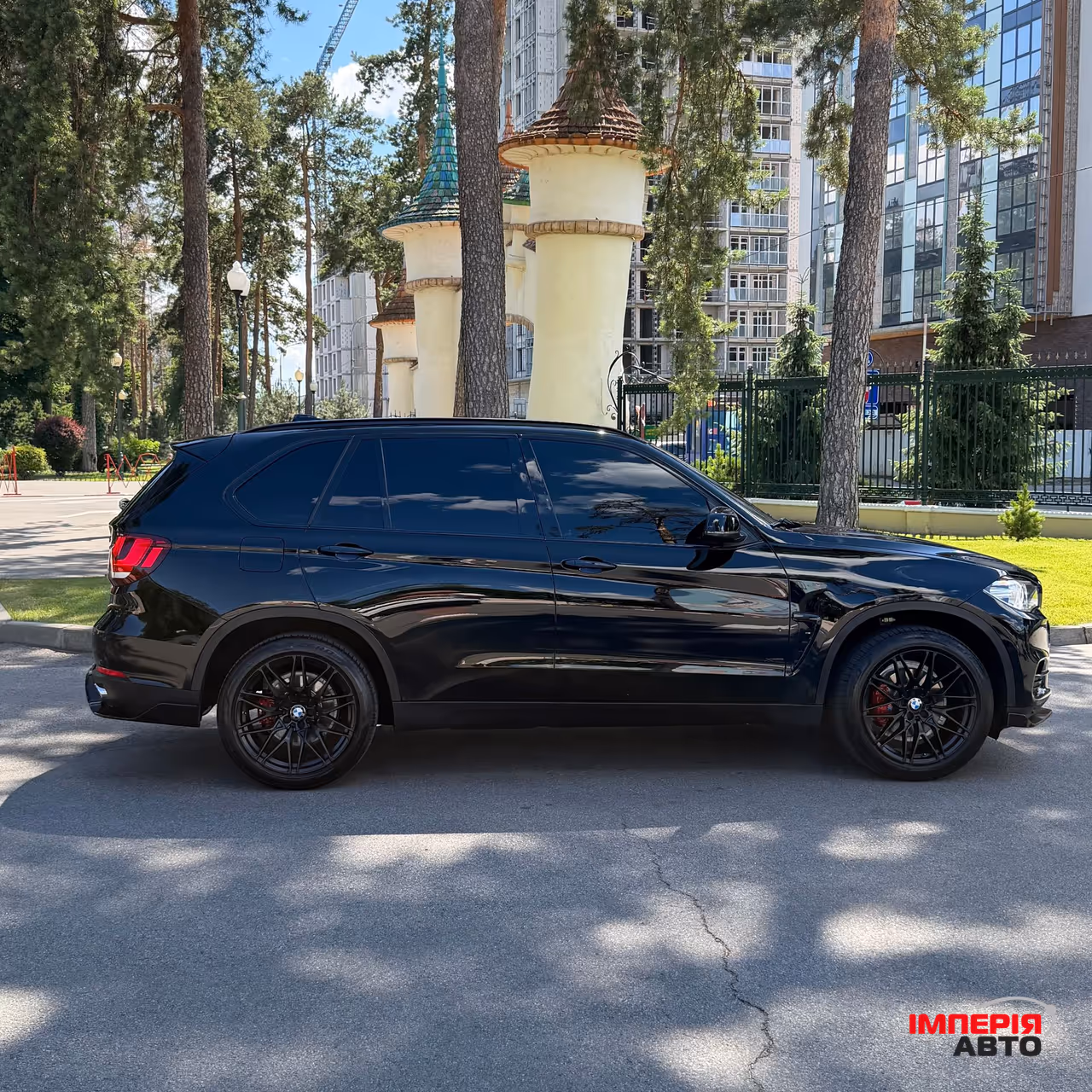 BMW X5 - фото 6