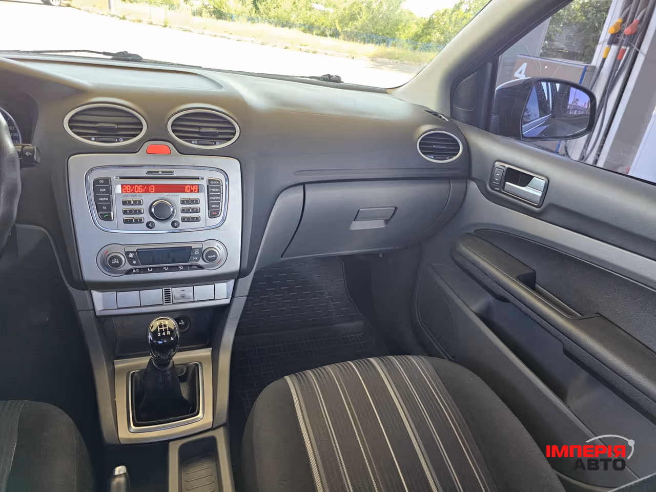 Ford Focus ST - фото 11