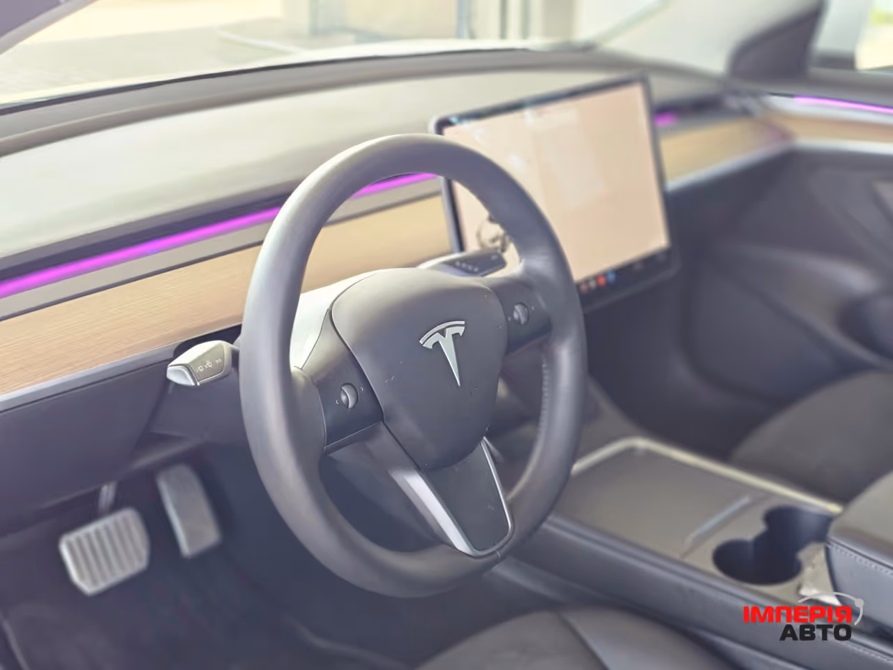 Tesla Model 3 - фото 8