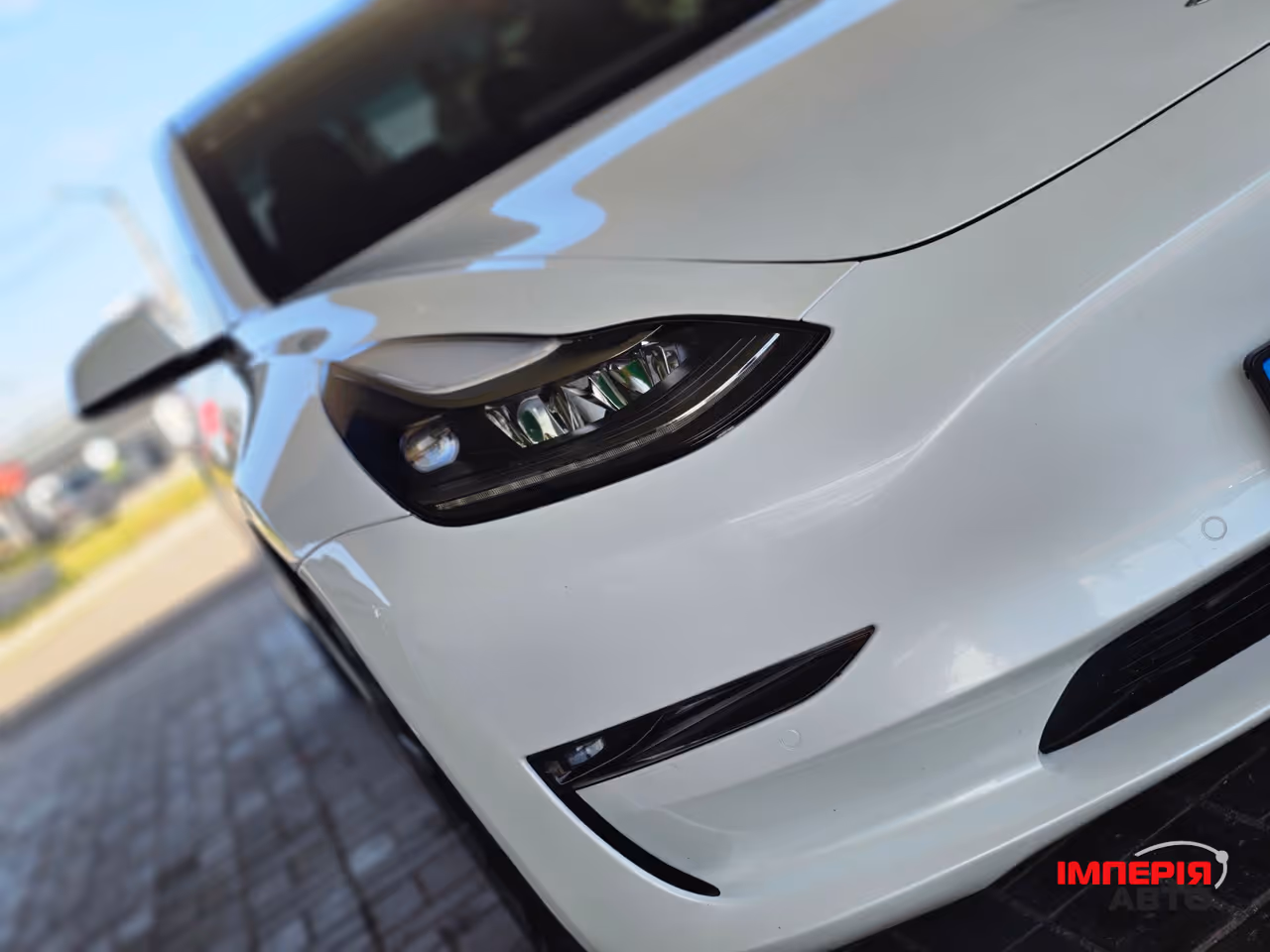 Tesla Model 3 - фото 3