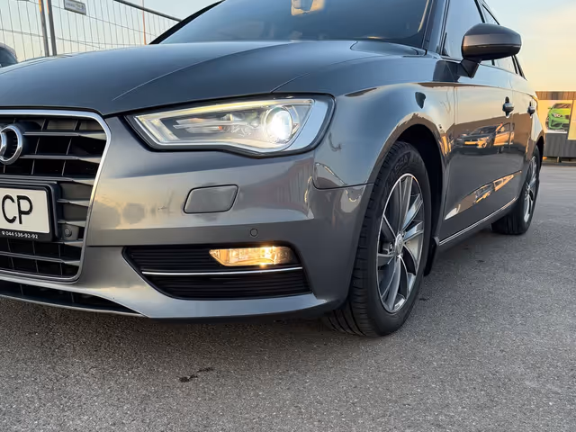 Audi A3 - фото 3